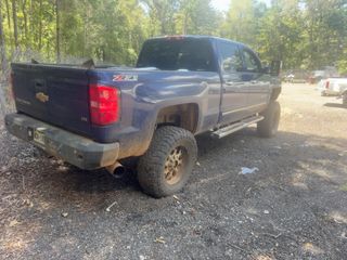 2015 Chevrolet Silverado 2500HD LTZ - Exterior Rear Right Corner Image